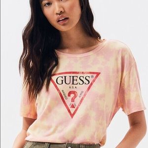 Guess top